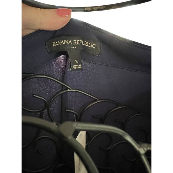 NWT Banana Republic Womens Slit Tie Sleeve Round Neck Navy Top Size Small - Picture 6 of 6
